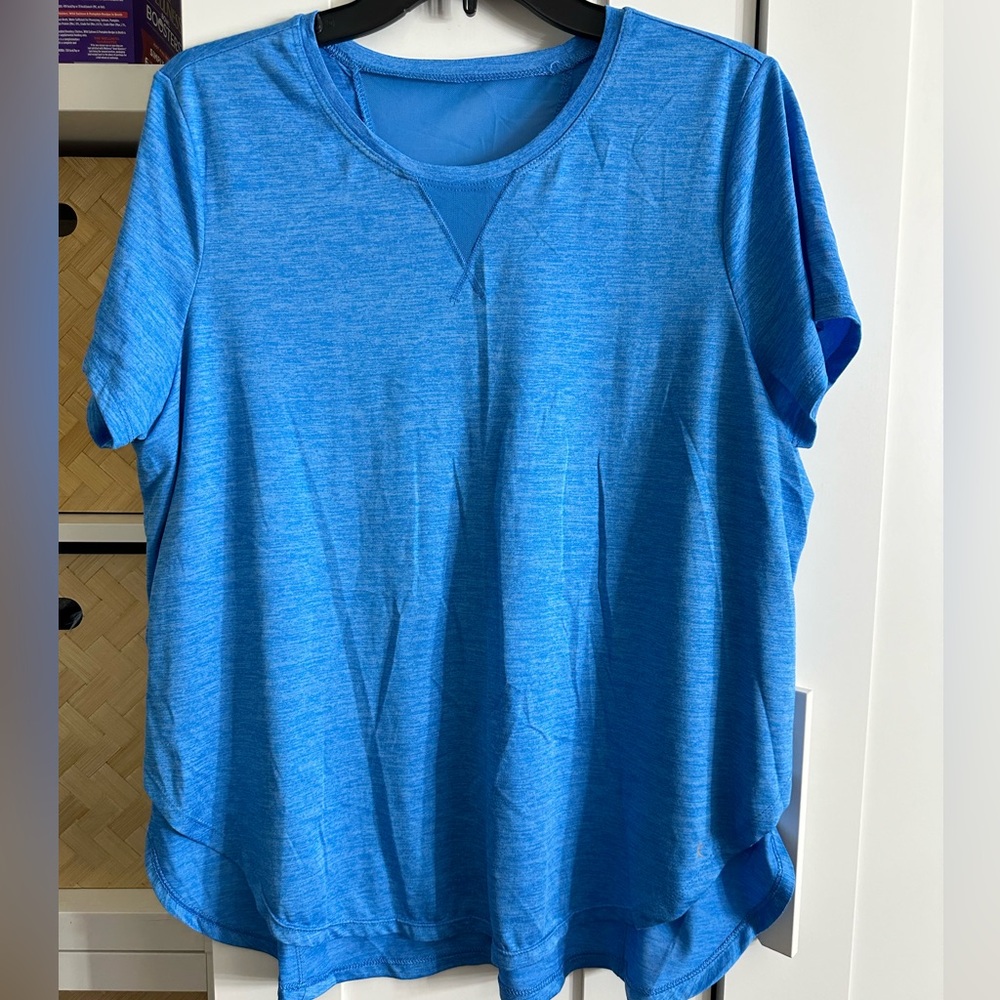 Danskin workout top L blue